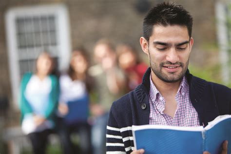 IAE FRANCE - Les Écoles Universitaires de Management