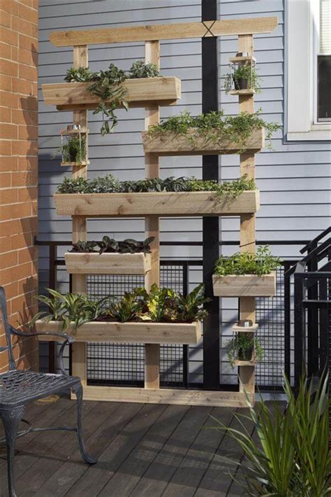 5 DIY Vertical Pallet Planters | 99 Pallets