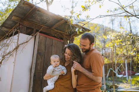 Happy Family Outdoors · Free Stock Photo