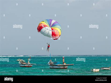 The image of water sports was taken in Kavaratti island, Lakshadweep, India Stock Photo - Alamy