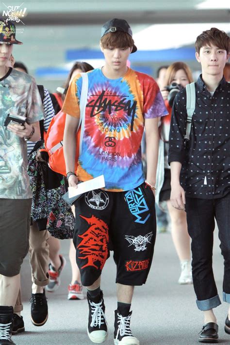 TOP 8 Most Outlandish Airport Outfits Worn By Male Idols - Koreaboo