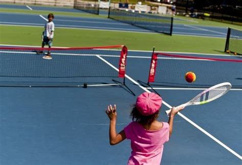 Youth tennis players get acclimated to sport using smaller courts, equipment - mlive.com