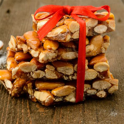 Italian Almond Brittle Recipe: How to Make Italian Almond Brittle