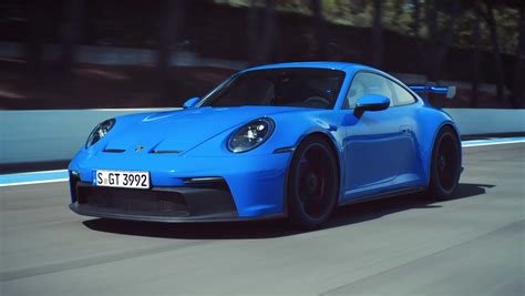 New Porsche 911 GT3 revealed - Automotive Daily