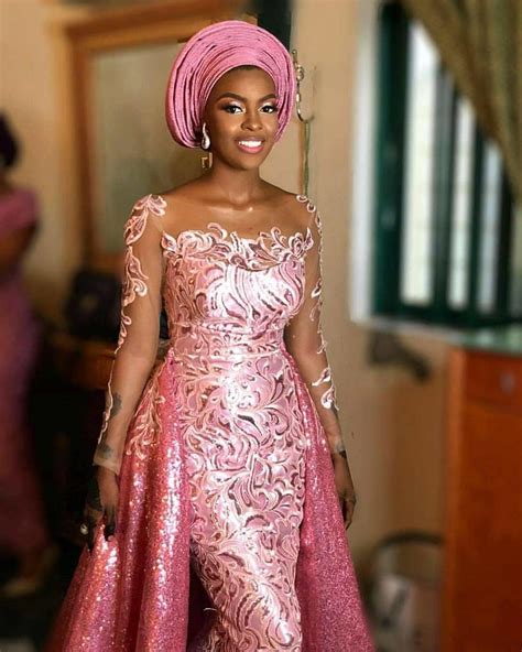 30 GORGEOUS ASOEBI STYLES THAT ARE FLOWING EVERYWHERE IN NIGERIAN PARTY ...