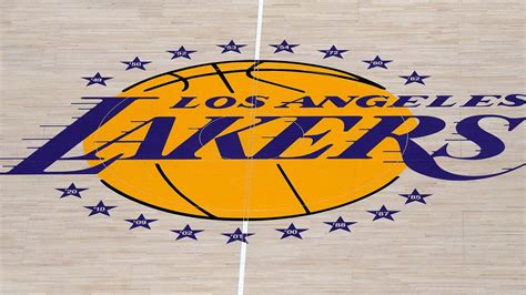 Lakers could reunite with former All-Star big man via trade?