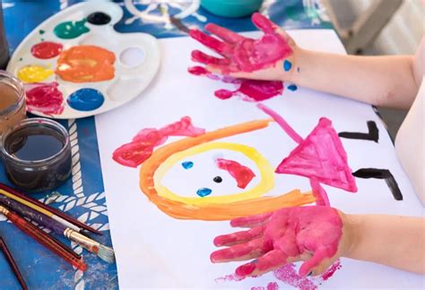 10 Easy Thumb and Finger Painting Ideas for Kids