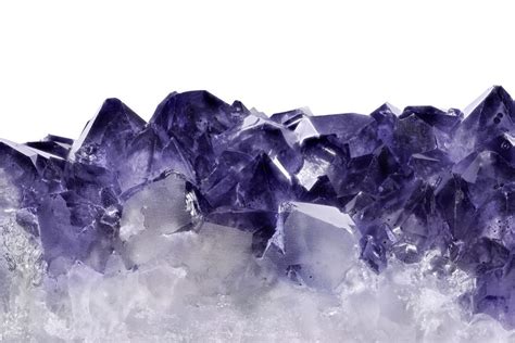 Virgo Birthstones: The Ultimate Guide to Their Meaning & Uses