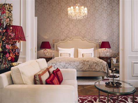 Luxury 5-Star Rooms & Suites in Vienna | Hotel Sacher Vienna