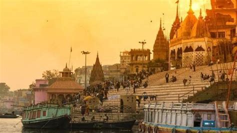 New rule at Kashi Vishwanath temple in Varanasi, devotees in jeans, t-shirts won’t be able to ...