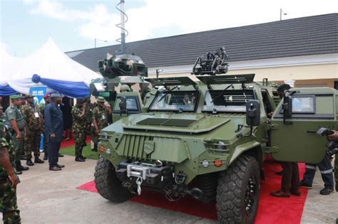 Nigeria reverse-engineer Chinese Dong Feng CSK-131 Mengshi armoured vehicle