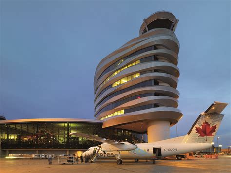 Edmonton Airport Offices and Control Tower / DIALOG | ArchDaily