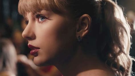 Taylor Swift Releases 'Delicate' Music Video at iHeartRadio Music Awards