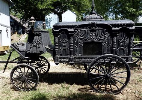 late Victorian carved horse- drawn hearse | Hearse, Horse drawn ...