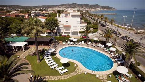 Hotel Subur Maritim in Sitges, Spain | Expedia