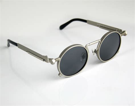 Round Steampunk sunglasses with spring on temples silver metal frame polarised lens GS-1985 ...