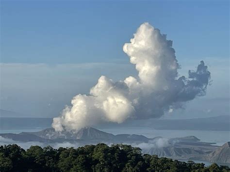 Volcanic smog over Taal Volcano caldera | PLN Media