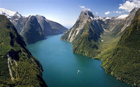 Milford Sound Wallpapers - Wallpaper Cave