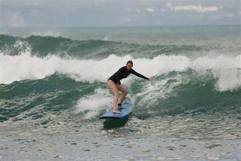 Surf Lesson – Private Surfing In Canggu Bali