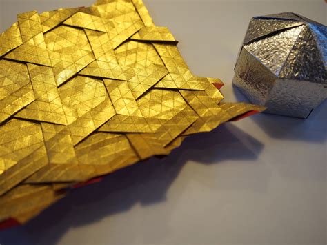 Origami, the Japanese Tradition of Paper Folding — TOKI