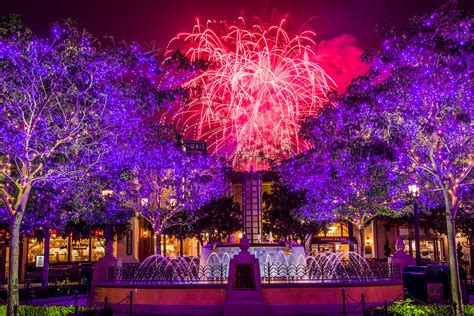 Disneyland fireworks "Halloween Screams" as seen from DCA | Flickr