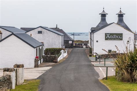 Three Distilleries Walk - Ardbeg walk - Lagavulin walk - Laphroaig walk