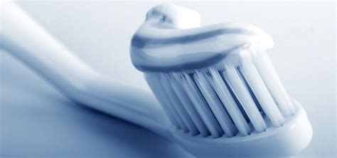 Best Manual Toothbrush Review Of 2021: Buying Guide - iBreathBad