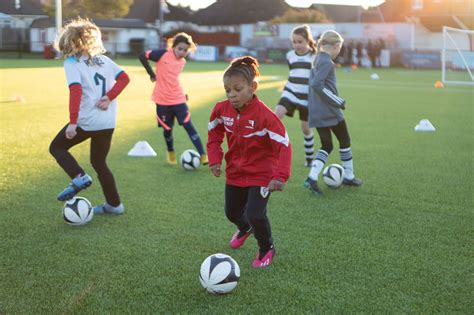 Girls Academy Sign up – Football Futures Kent