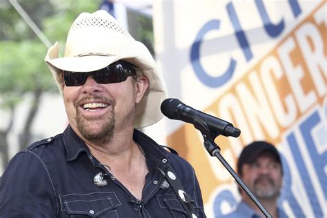 Toby Keith dead: Country singer dies following cancer battle at 62 - Washington Examiner