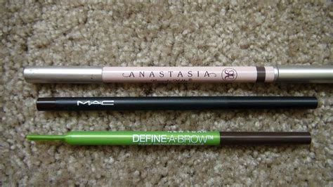 SCCASTANEDA: Eyebrow Pencil Dupe!