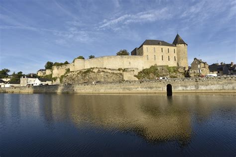 Château musée de Mayenne | Portail du tourisme du département - La Mayenne