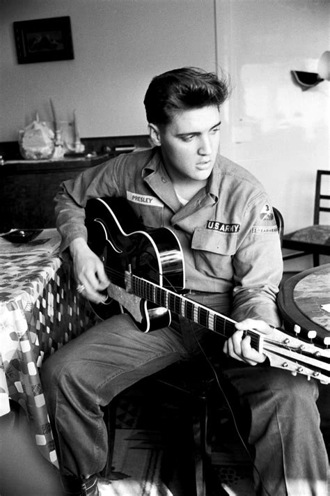 Elvis Presley photo 65 of 76 pics, wallpaper - photo #374631 - ThePlace2