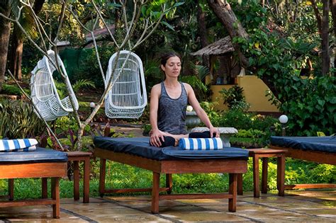 13 Best Yoga Retreats In Goa - Flying Squirrel Holidays