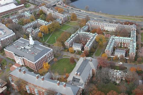 Harvard Business School campus | Juliette Melton | Flickr