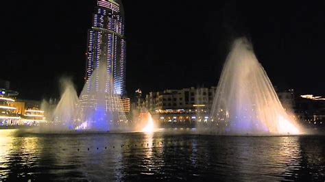 Musical Fountain at Dubai Mall - YouTube