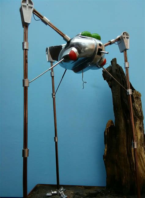 Scratch built model of the Martian War Machine tripod from Jeff Wayne's version of "War of the ...