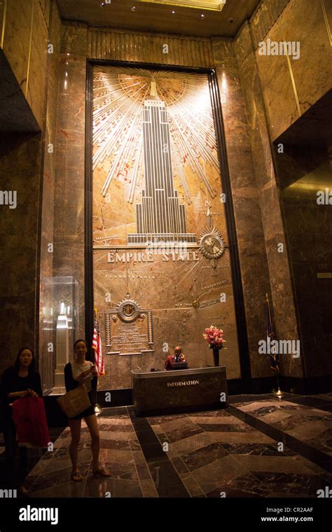 Empire state building lobby hi-res stock photography and images - Alamy