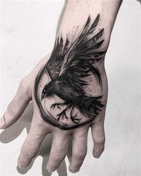 100 Inspirational Raven & Crow Tattoo Ideas - Ultimate Guide | Hand ...