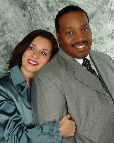 Gospel recording artist Marvin Sapp and his wife, the late Malinda Sapp ...