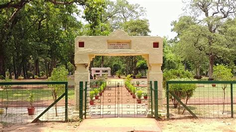 Santiniketan & Visva-Bharati University in FHD - YouTube