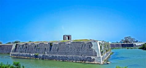 Dutch Fort of Jaffna | Jaffna Fort | Jaffna Fort in Jaffna | Dutch Fortresses in Sri Lanka