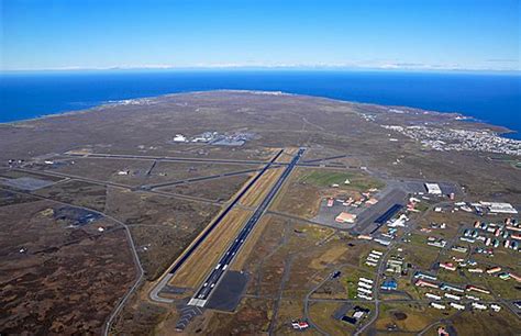 Keflavík International Airport - Wikipedia