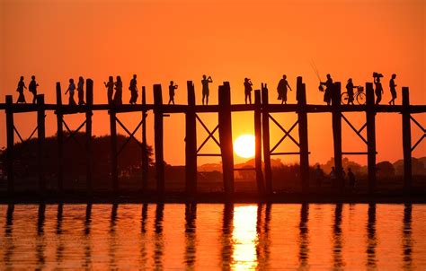 Wallpaper sea, water, sunset, bridge, people, silhouettes, Landscape ...