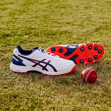 The Most Popular Cricket Shoe Brands & Buying Considerations | The Most Popular