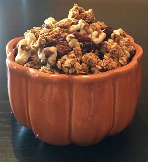 Pumpkin Spice Granola - Nutrition Awareness