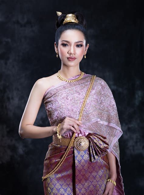 Cambodian traditional costume Cambodian Wedding Dress, Cambodian Dress, Khmer Wedding, Thai ...