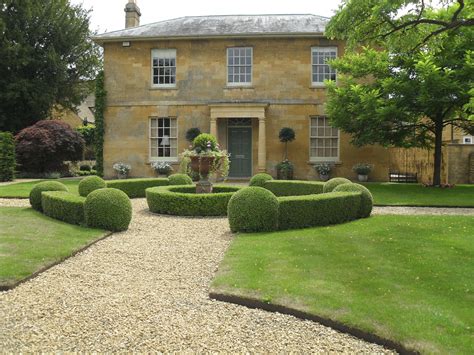 Cotswolds, UK | Georgian homes, Garden maintenance, Leaf structure