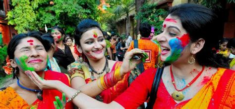 Holi Celebration in India - Top Places to Celebrate Holi in India