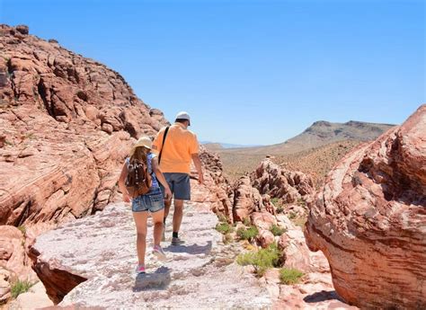 These 6 Las Vegas Hiking Trails Will Help You Escape to Nature