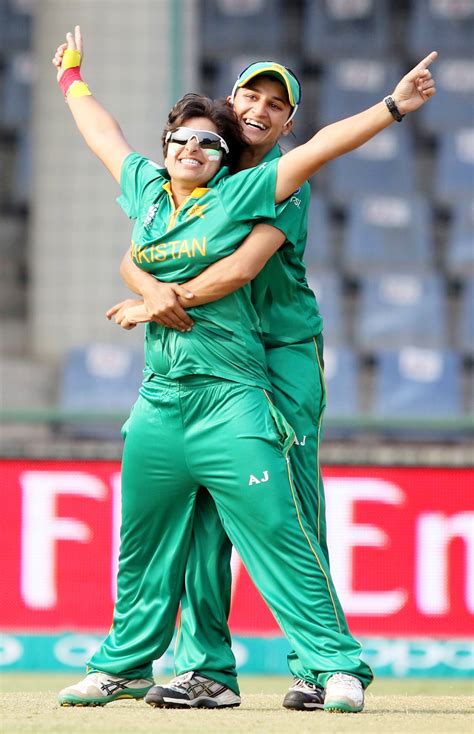 Meet Pakistan women’s cricket team, captained by Sana Mir | The Indian ...